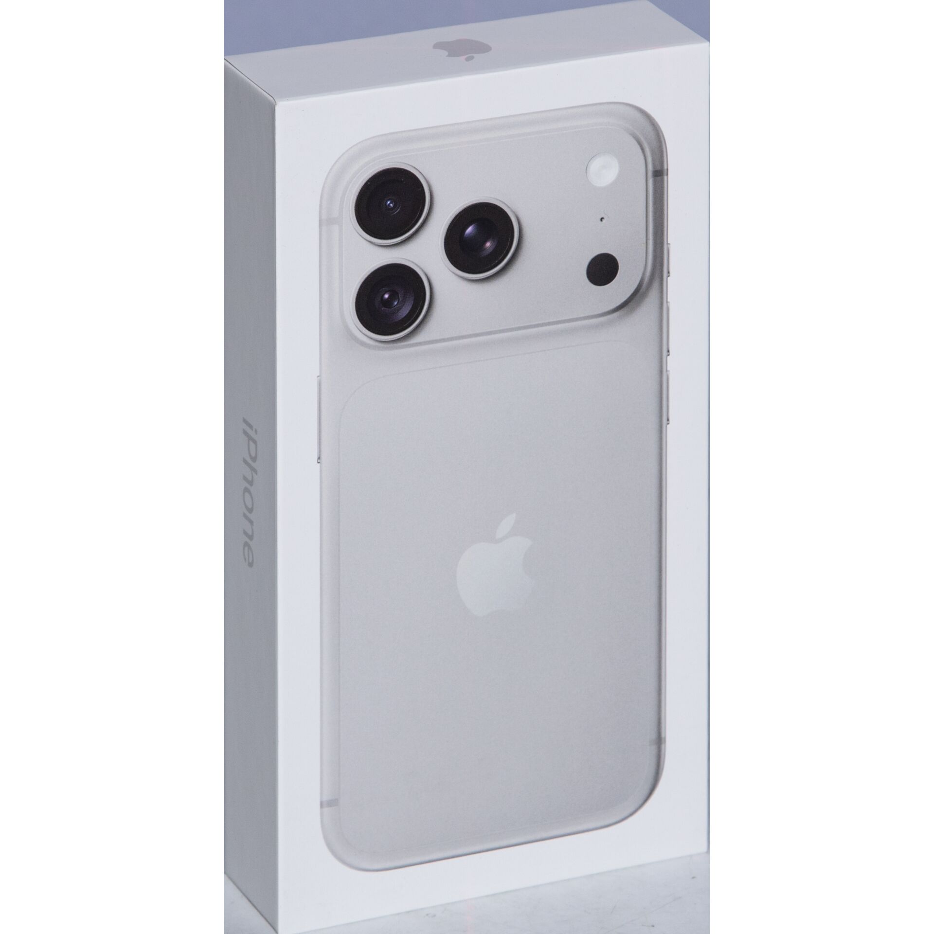 Smartphone, Silberfarben, Dreifachkamera, Apple iPhone