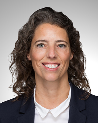 frau, geschäftskleidung, blazer, navy blau, weißes hemd