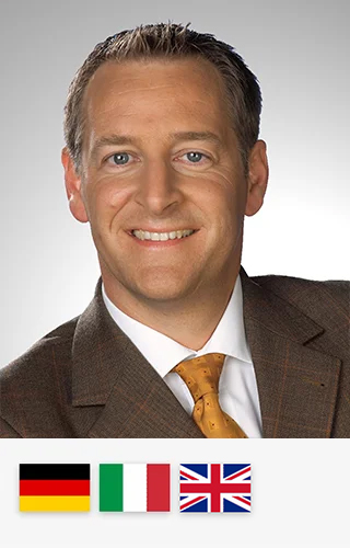 Mann, Businesskleidung, Brauner Anzug, Orangener Krawatte, Porträt