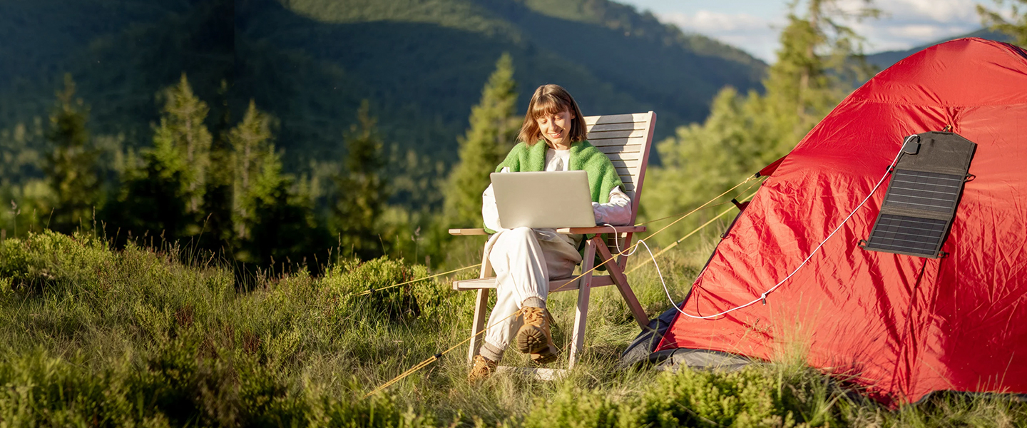 Camping, Solarladegerät, Laptop-Arbeitsplatz, Outdoor-Arbeitsplatz, Tarnung?